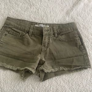 Green bluebotes jean shorts